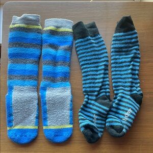 2 pairs of kids small merino wool ski socks